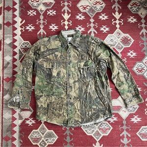 Deerskin Realtree Camo Button Up - L